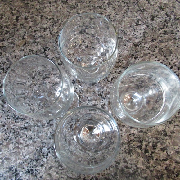 Libbey Stemmed Wine Glasses - Picture 3 of 5
